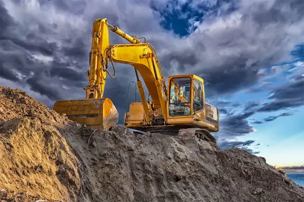 Essential Excavator Attachments That Transform One Machine Into a Jobsite Powerhouse